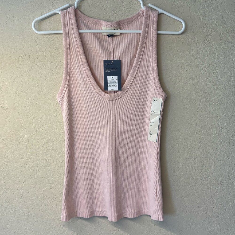 NWT Universal Thread Scoop Neck Tank, 5 colors!!! Size Medium